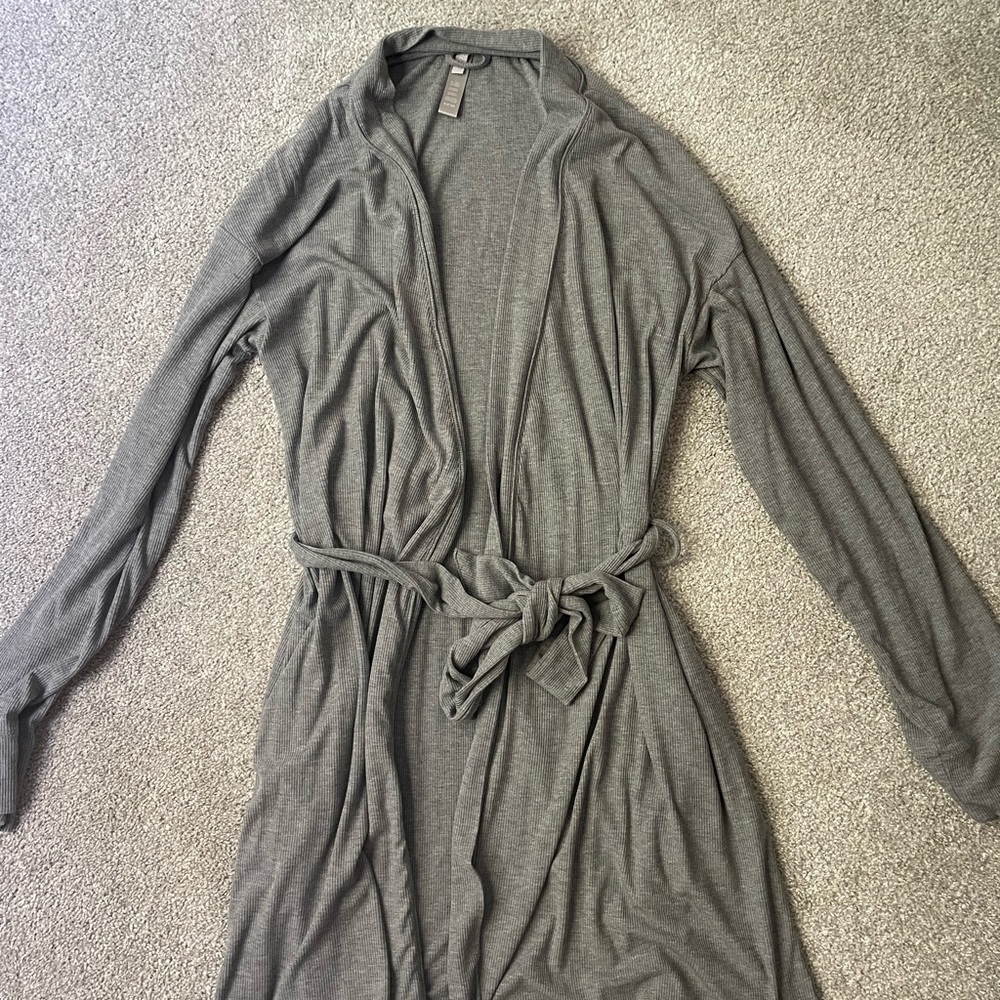 Skims Soft Lounge Robe